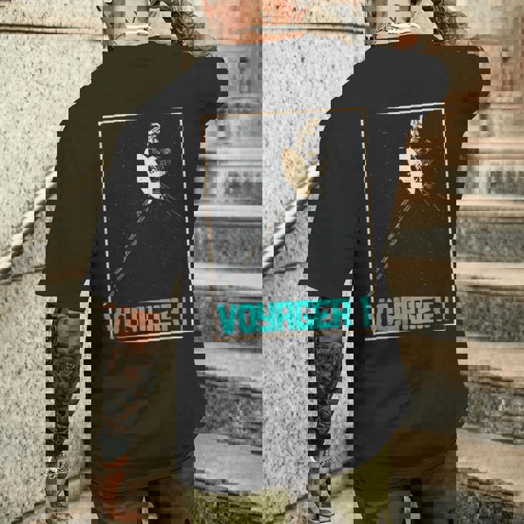 ボイジャー1星間宇宙探査機 太陽系天文学 メンズTシャツ バックプリント 彼への贈り物