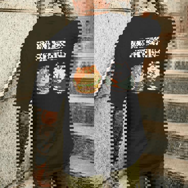 ボンレス犬とボンレス猫 ハンバーガーとおにぎり ダークカラー メンズTシャツ バックプリント 彼への贈り物