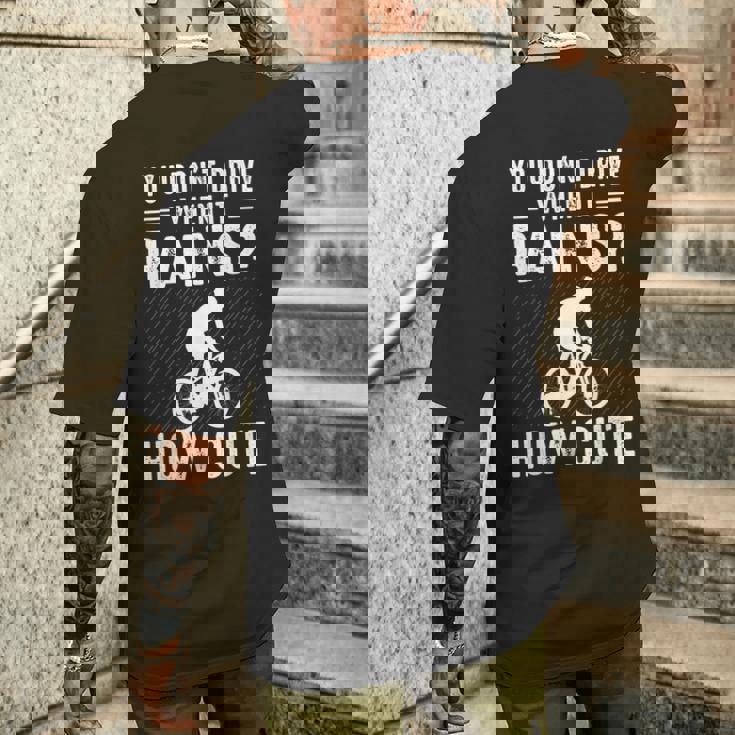 マウンテンバイク Mtb 自転車 雨に乗る おもしろギフト メンズTシャツ バックプリント 彼への贈り物