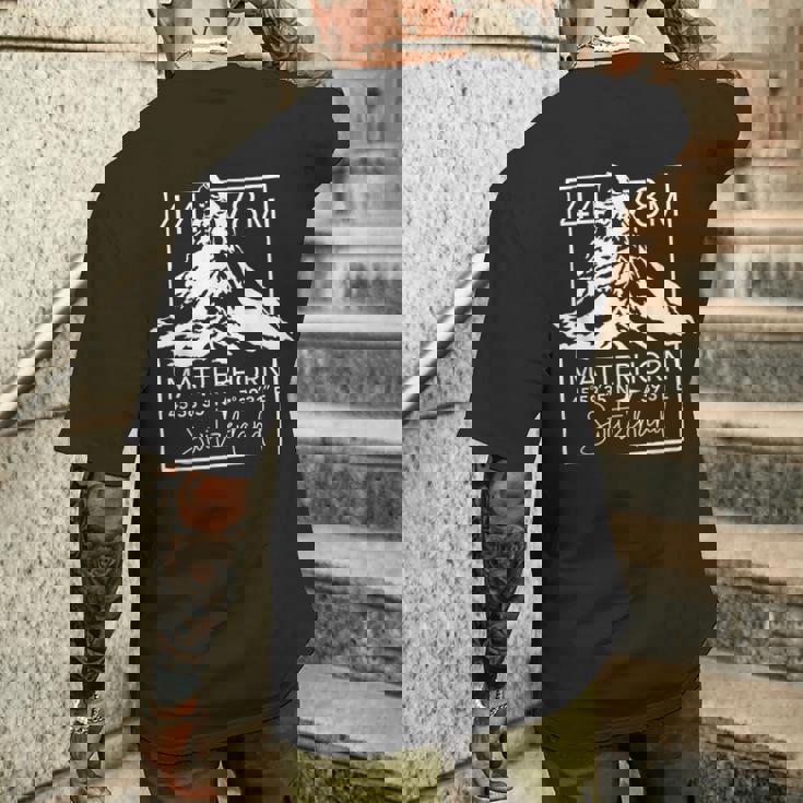 マッターホルン山 ツェルマット ハイキング スイス ギフト メンズTシャツ バックプリント 彼への贈り物