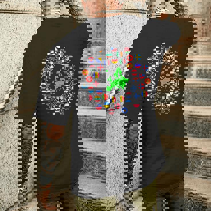 ヨーロッパ、ヨーロッパの旗、欧州連合の旗、ヨーロッパ地図。 メンズTシャツ バックプリント 彼への贈り物