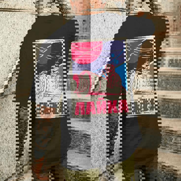 ライカ・ガガーリン 犬 スプートニク プロパガンダ ロシア ソ連 メンズTシャツ バックプリント 彼への贈り物