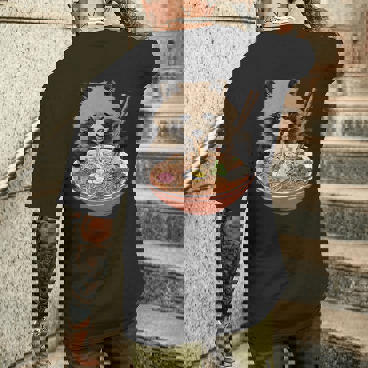 ラーメンたぬき タヌキ おもしろ ユニーク 動物 アニマル 狸 漢字 麺 グラフィック イラスト アニメ メンズTシャツ バックプリント 彼への贈り物