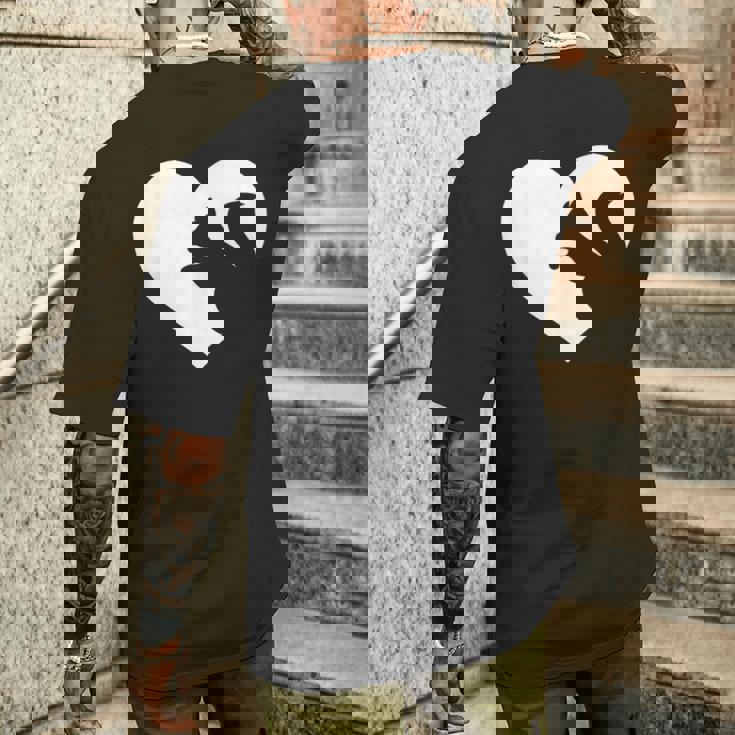 リス どんぐり 森 動物好き ハートツリー シマリス ナッツ メンズTシャツ バックプリント 彼への贈り物