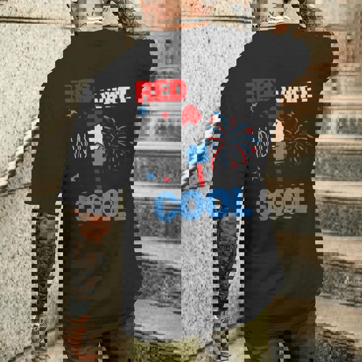 レッド ホワイト クールなアメリカ国旗 アイスキャンディー 面白い 7月4日 メンズTシャツ バックプリント 彼への贈り物