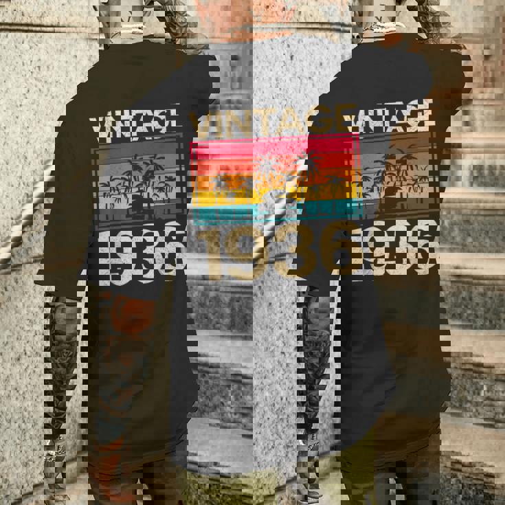 レトロ ヴィンテージ 1936 誕生日 メンズTシャツ バックプリント 彼への贈り物