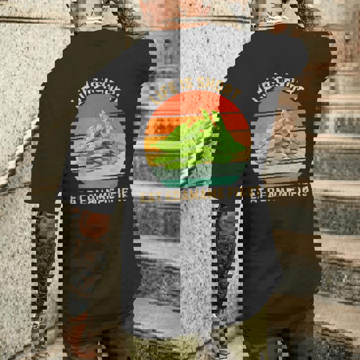 レトロライフは短く食べる 枝豆 はじめて枝豆 食べ物好き メンズTシャツ バックプリント 彼への贈り物