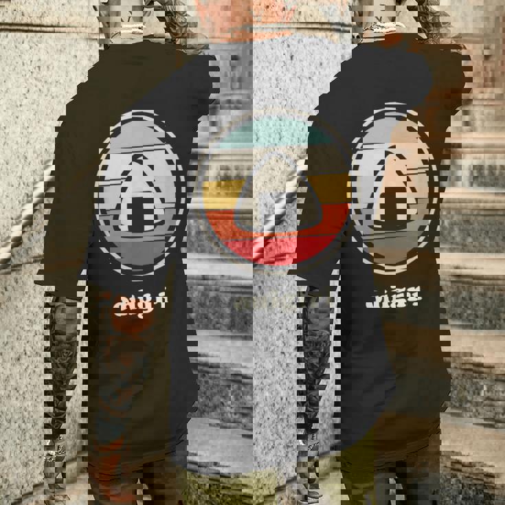 レトロヴィンテージ-日本食&カワイイアニメおにぎり メンズTシャツ バックプリント 彼への贈り物