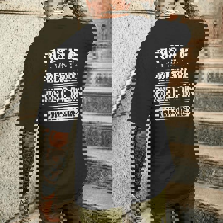 ロデオクラウンアイデアトラストプロフェッショナルロデオクラウン メンズTシャツ バックプリント 彼への贈り物