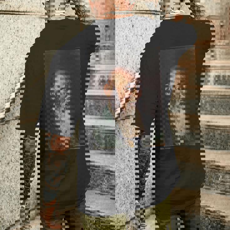 ヴァシリー・ヴェレシュチャギン 日本人司祭 1904 メンズTシャツ バックプリント 彼への贈り物