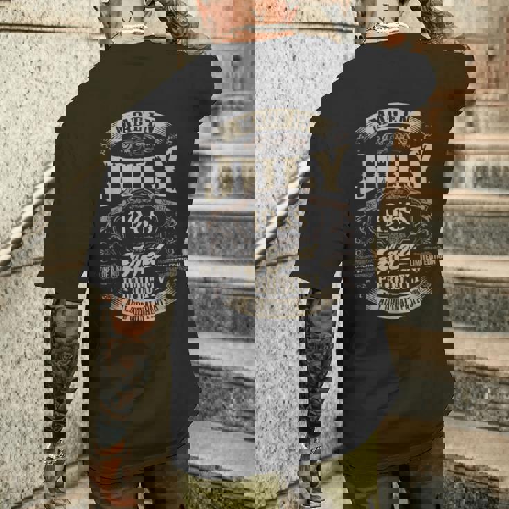 ヴィンテージ還暦祝い 1965年7月生まれ 60歳 メンズTシャツ バックプリント 彼への贈り物