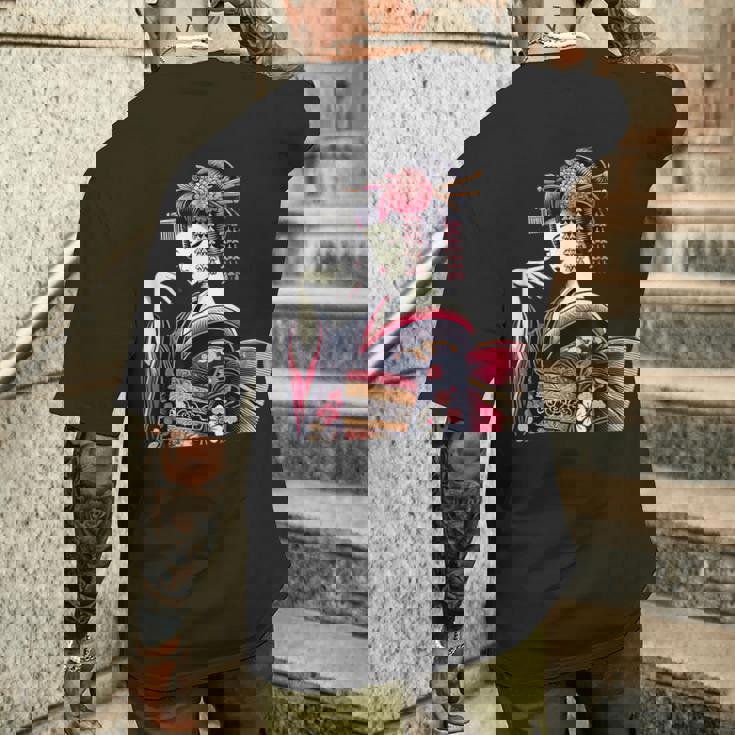 伝統的な着物のエレガントな日本の芸者のイラスト メンズTシャツ バックプリント 彼への贈り物