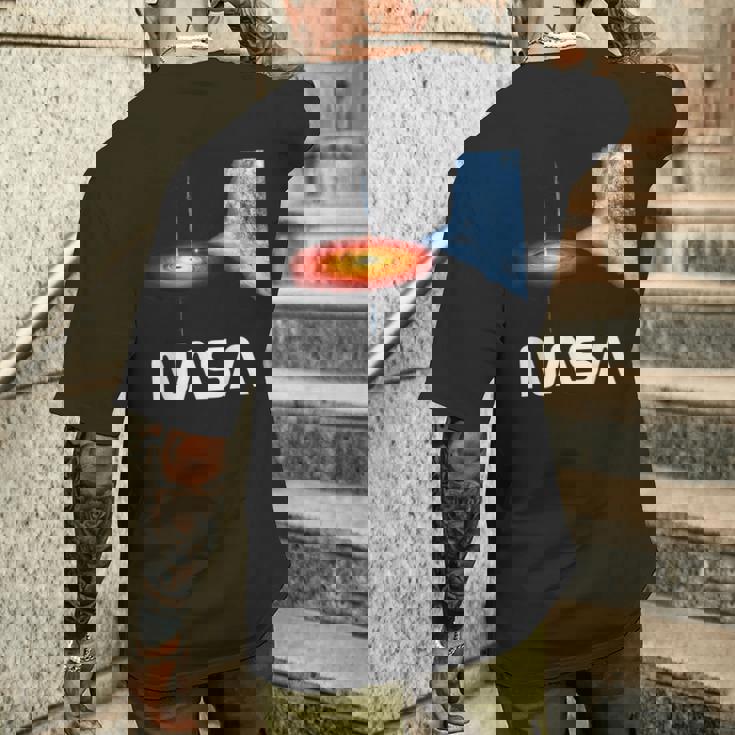 公式ライセンス。 Nasaシグナスブラックホールスペースギフト メンズTシャツ バックプリント 彼への贈り物