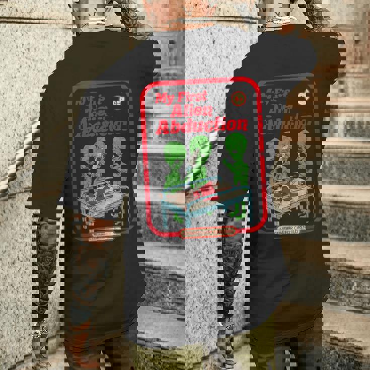 初めてのエイリアンアブダクション ヴィンテージチャイルドゲーム ホラーゴスパンク メンズTシャツ バックプリント 彼への贈り物