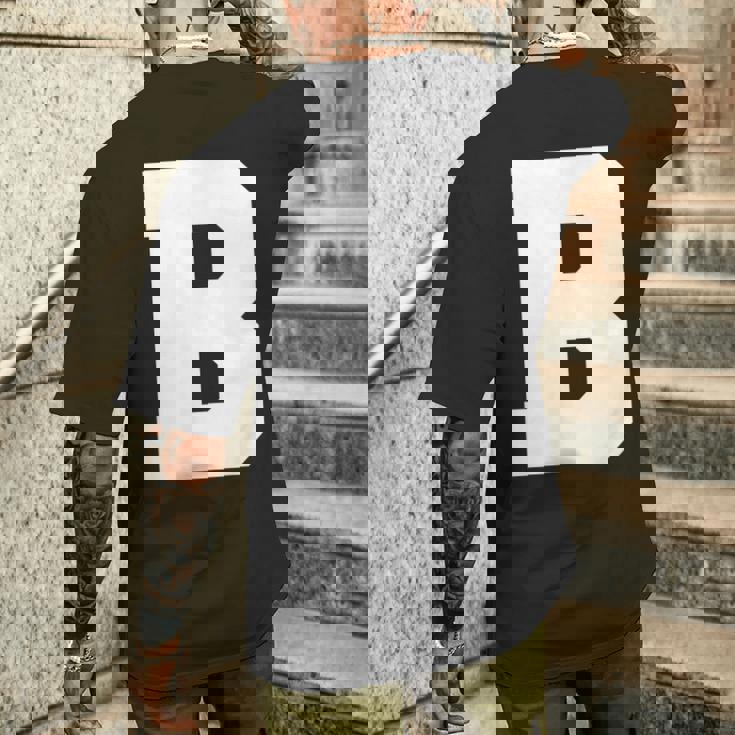 大文字b アルファベットモノグラム イニシャル メンズTシャツ バックプリント 彼への贈り物