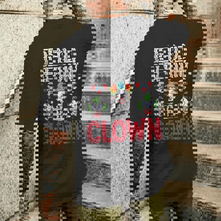 大胆になれ、面白くなりまくれ メンズTシャツ バックプリント 彼への贈り物