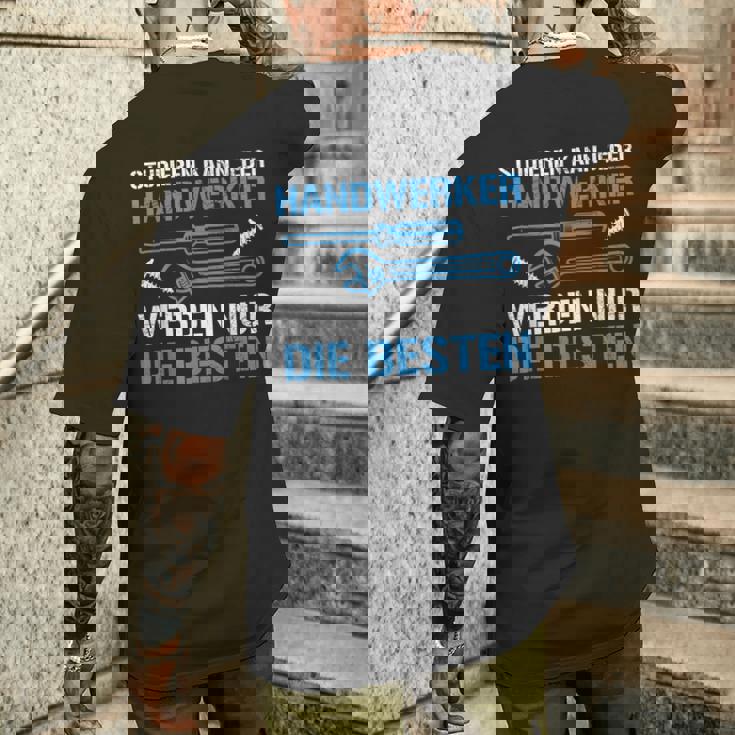 学生にも使えるクラフトマンの工具です。 メンズTシャツ バックプリント 彼への贈り物