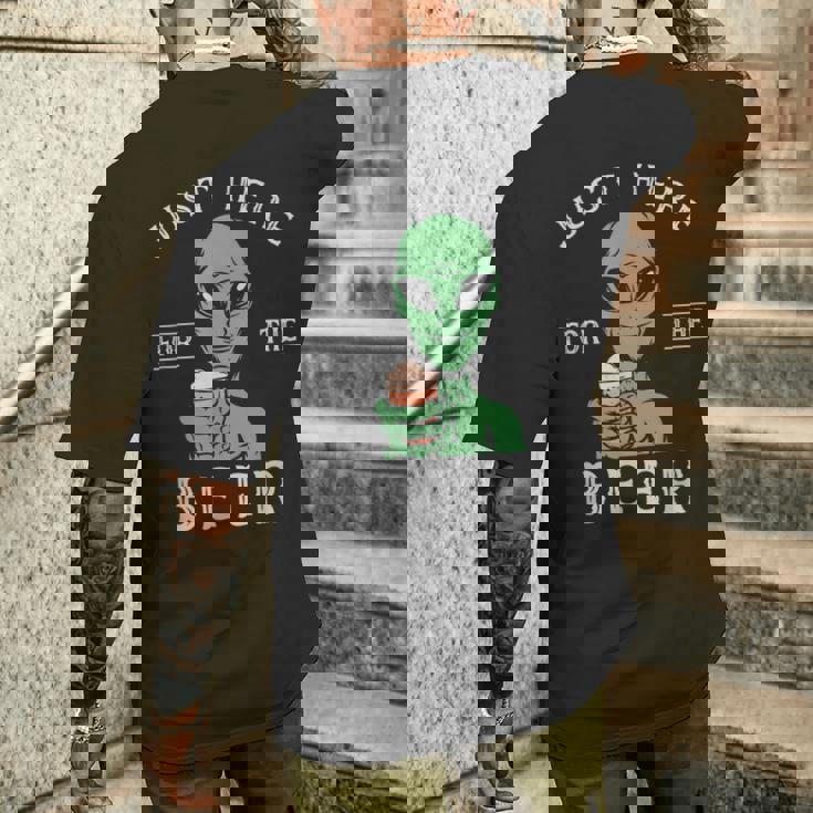 宇宙人とビール愛好家 地球外生物パーティーコスチューム メンズTシャツ バックプリント 彼への贈り物