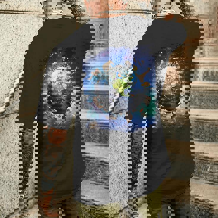 宇宙地球動物グループシーン メンズTシャツ バックプリント 彼への贈り物