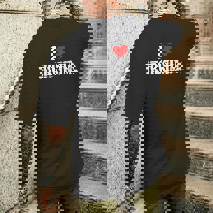 広島-私は広島が大好きです メンズTシャツ バックプリント 彼への贈り物