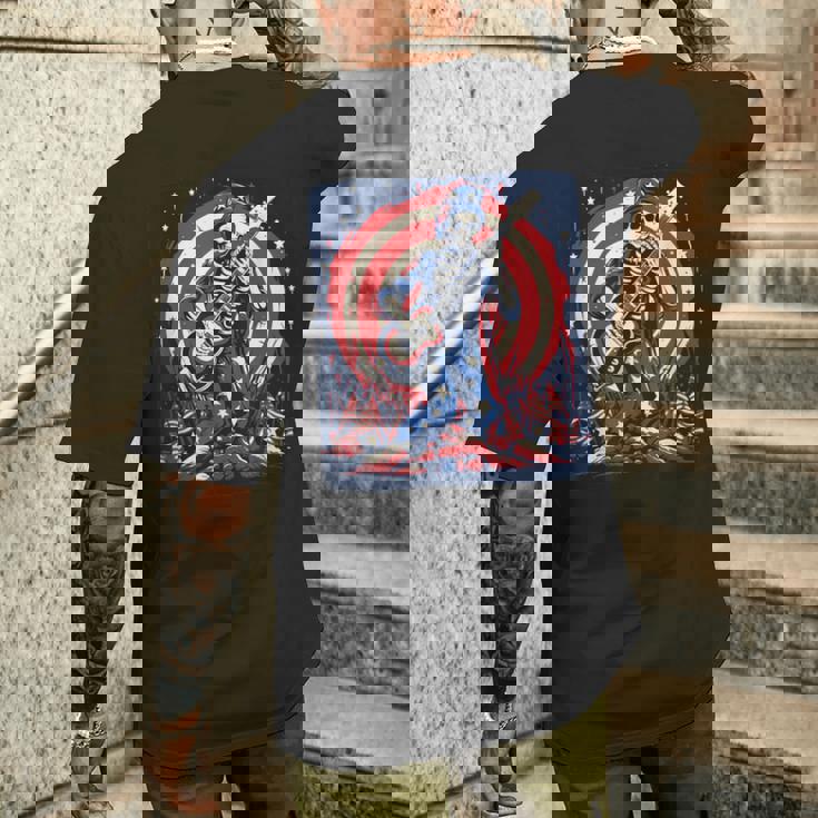 愛国的なスケルトン ロックンロールミュージック アメリカンスタイル メンズTシャツ バックプリント 彼への贈り物