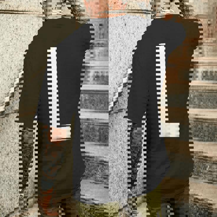 文字l アルファベットモノグラム イニシャル メンズTシャツ バックプリント 彼への贈り物