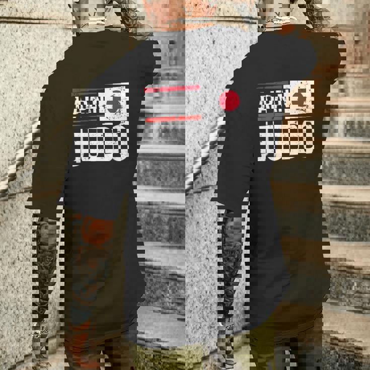 日本 柔道 旗 格闘技 スポーツ 競技 トレーニング メンズTシャツ バックプリント 彼への贈り物