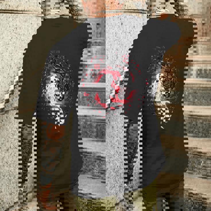 日本の陰陽鯉のアート。 メンズTシャツ バックプリント 彼への贈り物