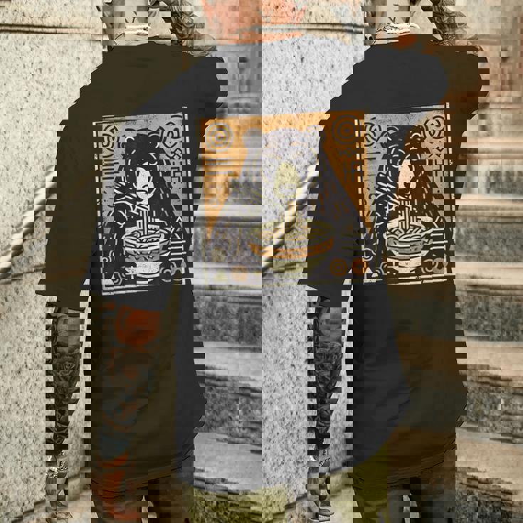 日本美術 野生動物 麺好き かわいい くま ラーメン メンズTシャツ バックプリント 彼への贈り物