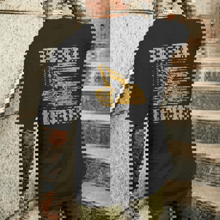 歴史を掘り起こす メンズTシャツ バックプリント 彼への贈り物