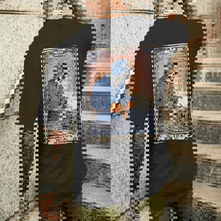 溶接機 溶接 タロット カード スケルトン 面白い 金属製 労働者 メンズTシャツ バックプリント 彼への贈り物