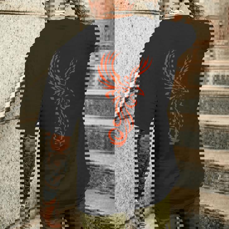 灰のタトゥー部族のモチーフから素晴らしいフェニックス。 メンズTシャツ バックプリント 彼への贈り物