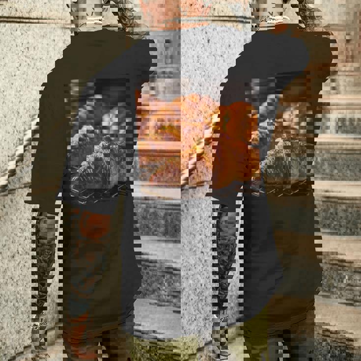 焼きたてのクロワッサン メンズTシャツ バックプリント 彼への贈り物