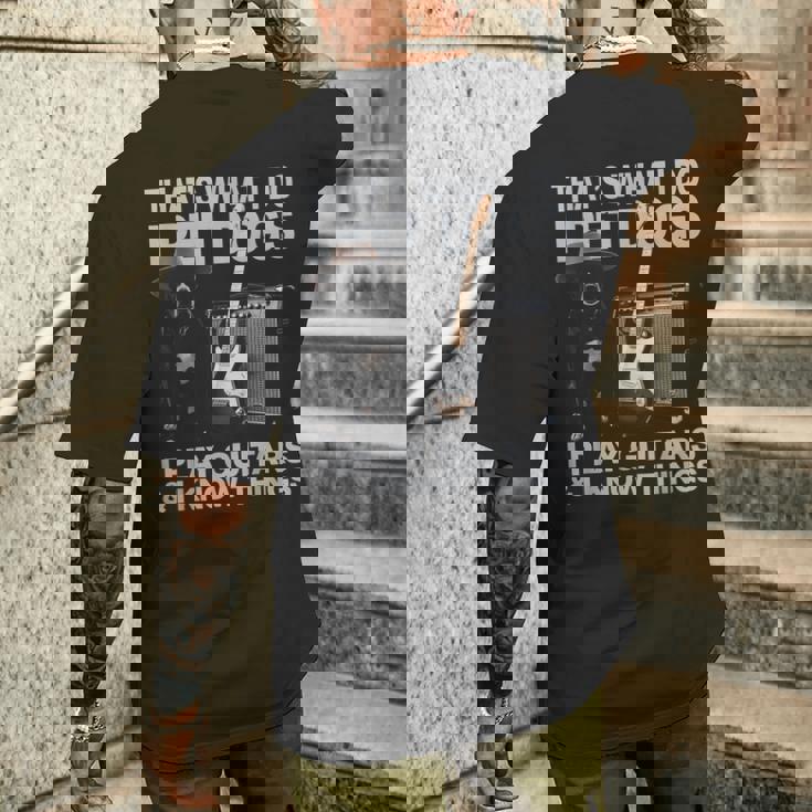 犬好き ギター ミュージシャン ペット 犬 演奏 ギター 面白い メンズTシャツ バックプリント 彼への贈り物