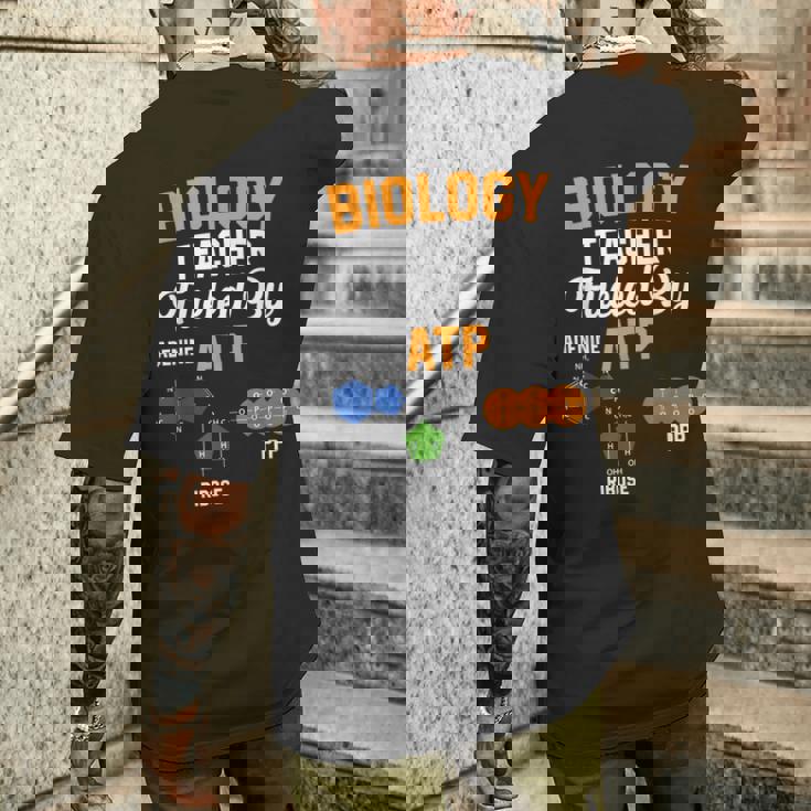 生物学教師 Fueled By Atp 面白い教師 生物学者ギフト メンズTシャツ バックプリント 彼への贈り物