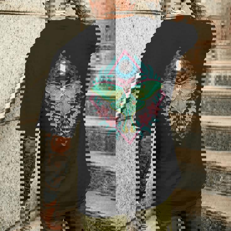 神秘的なルナモスムーンフローラルボーホーネイチャースピリットデザイン。 メンズTシャツ バックプリント 彼への贈り物