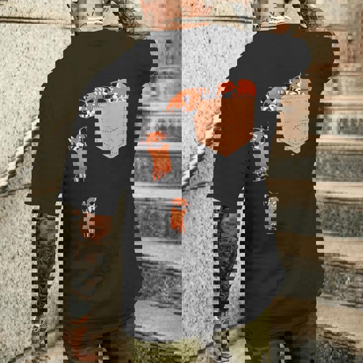 私のポケットファニーで家族のレッドパンダ メンズTシャツ バックプリント 彼への贈り物