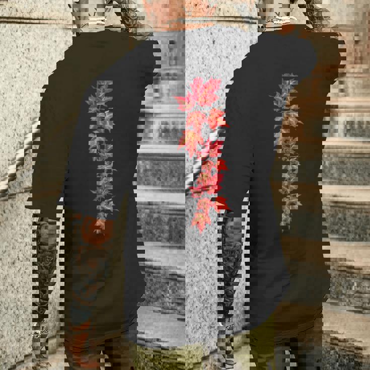 秋の紅葉のつる メンズTシャツ バックプリント 彼への贈り物