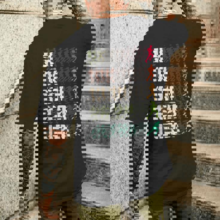 究極のウルトラマラソンランナーランニングスポーツランナーランニング メンズTシャツ バックプリント 彼への贈り物