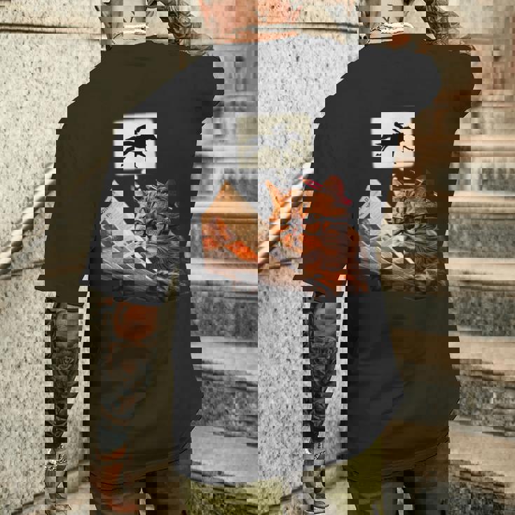 競馬 猫 ネコ 面白いtシャツ 馬tシャツ ウマ レース 馬 乗馬 メンズ おもしろグッズ ネタ 大人 男性 メンズTシャツ バックプリント 彼への贈り物