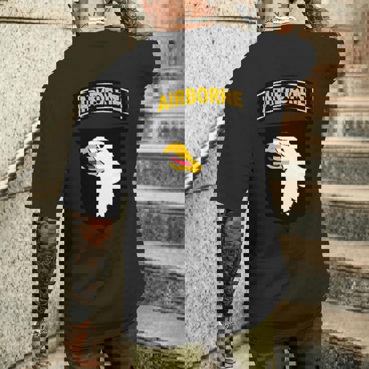 第101空挺師団 アメリカ軍 メンズTシャツ バックプリント 彼への贈り物