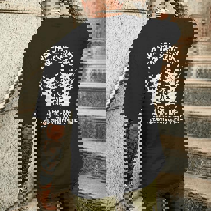 結婚19周年 結婚19年目 いい猫 面白い メンズTシャツ バックプリント 彼への贈り物