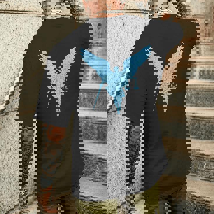 聖ミカエル正義の大天使戦士。キリスト教の信仰 メンズTシャツ バックプリント 彼への贈り物