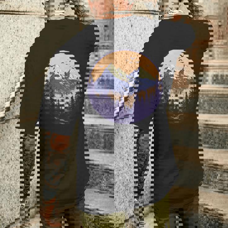 自然の中でのハイキング、ハイキング メンズTシャツ バックプリント 彼への贈り物