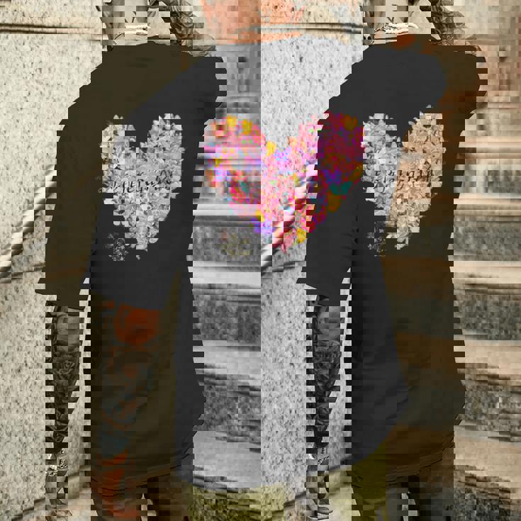 蝶 ハート かわいい 庭 メンズTシャツ バックプリント 彼への贈り物