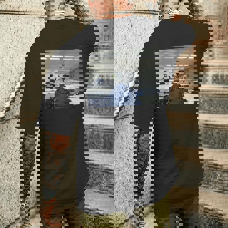 講演会のようす メンズTシャツ バックプリント 彼への贈り物