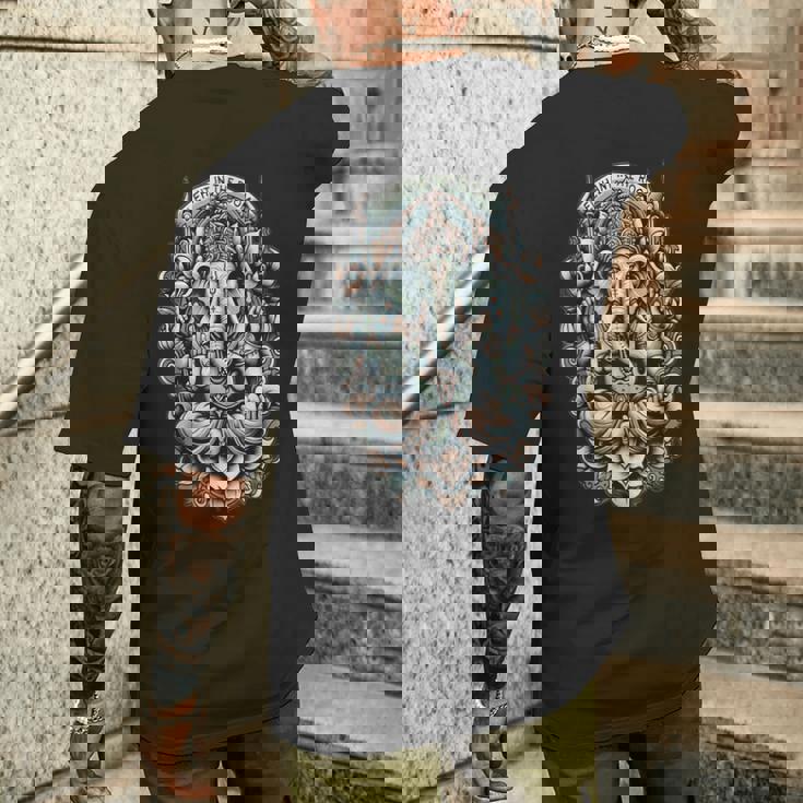 部屋の象 ガネーシャ メンズTシャツ バックプリント 彼への贈り物