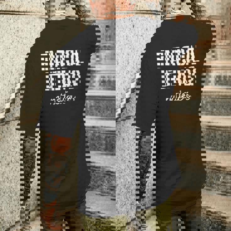 金融リテラシーは重要 メンズTシャツ バックプリント 彼への贈り物