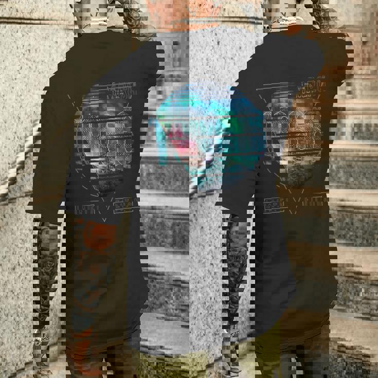 限定版 1966年3月生まれの誕生日 1966年 メンズTシャツ バックプリント 彼への贈り物