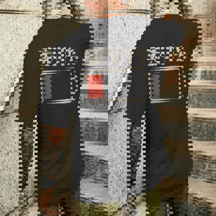 電池【残り1】バッテリー 電池切れ おもしろ 面白い ギャグ ネタ ウケ狙い 笑える ユーモア お笑い 個性的な メンズTシャツ バックプリント 彼への贈り物